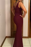 Size Small fit like a glove! Got so many compliments! I have to wear super high heels, but that's not an issue. - Noreen R.