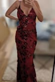 Made well and is an eye-catcher. If this is the look you want try this dress! - Lauryn B.