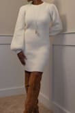 Exactly as pictured. Soft and thick material and beautiful design.  Perfect in cold weather. I received a few compliments on my dress, and I paired it with over-the-knee boots. Ordered size m - Letitia M.