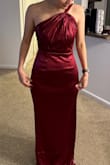 I love this dress. It fits perfectly and the quality is good. - Vanessa B.
