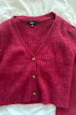 Really nice sweater but gave it a 4 star because I was expecting red and it's not. - Femije E.