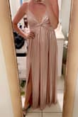 I'm 5/9 around 150 and a medium was perfect. It's beautiful and looks just like the picture! It's long though so no need to wear it with heels or have it altered. - Alex S.