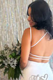 I was delighted with this beautiful dress, it makes my body look super curved, I felt super sexy and elegant at the same time. I loved! - Ariluz H.