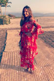 Such a fun outfit. Feels as if you are on vacation and ready to enjoy life. - Alexis C.