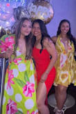 I bought all colors for me and my best friend jejeje - Elena P.