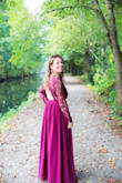 My husband loved.
So perfect for the family photoshoot . The best purchase ever. I am almost 5 feet. Was a little bit long, my friend did cut it for me. Came out perfectly:). - Joelma S.