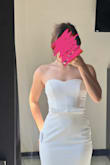 It's beautiful, the incredible quality and the right size. - Samantha F.