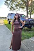 Very comfortable simple and elegant, is not see through, a little long because I'm 5'4 in height but I love it. - Guillermina R.