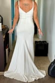 Simple and beautiful. Fits true to size with some stretch. - Hannah R.