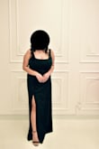 Wore this for family photos and the only black heels I packed were maybe 3.5" so the dress was just a tiny bit too long but had I been able to wear a 4" heel, it would've been perfect for me (just centimeters off the ground). I have a bigger bust so the only issue I had was that the zip was tighter at the chest than throughout the body. I also had nude/mauve/pink nails and the green rubbed onto my nails so they looked dirty by the end of the day. - Kalia X.