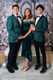 Needed a dress for a family Christmas picture. This one was perfect and it was on sale. - Bianny L.