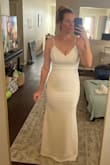 The material is hard to wrinkle. This pic was minutes after unboxing! I love the buttons and the simplicity. It's all just perfect!
Only downside is I had to make the adjustable straps so tight they're on top of my shoulders, but my hair will cover them! - Katherine K.