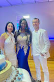The dress is beautiful and fits perfectly - Vilma L.