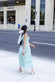Es un vestido muy lindo, me encanto la tela, esta muy bien hecho, debi de pedir una talla mas pequna - Kimberly G.