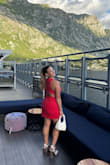 Amazing fit and great material, lots of compliments and such a stunning color - Tina S.