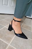 Love this shoes, very comfortable, wore them for a couple of hours and didn't get any blisters, I'm a size 9 and size 9 fits perfectly . - Abby A.