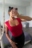 Super soft fabric, perfect fit, love it! - Veronika M.