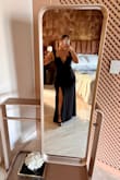 Fits perfectly, very comfy. The fabric was beautiful. Very recommended. - Darilys G.