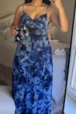 I love the material and the fit. Looks flattering and really comfy. Definitely recommend this - Yasemin B.
