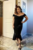 Super comfy and looks elegant!! Love this style! You will not regret this purchase! I received so many compliments! xoxo - Tayde L.