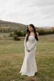 Stunning, comfortable, good quality, and true to size. - Victoria C.