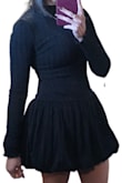Letting myself be carried away by the reviews, I chose Size Small, and it was perfect for me. Usually in dresses I am xsmall. - Mailli T.