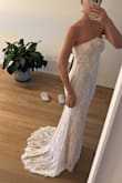 I'm extremely satisfied with the dress, it's even more beautiful than I expected. I was choosing between S and M, but I ordered S, and it was the right choice. The delivery to Switzerland was also very fast; I waited about a week for it to arrive. - Ana C.