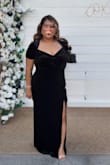 I love the design. I did need to hem it, and place a safety pin on my chest. It was perfect for the weather 70 degrees at night time.

It covers any belly insecurities. - Rosario V.