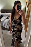 This dress exceeded my expectations. For those who don't have wide hips, it gives you beautiful curves. The size I got was S, my weight is 127, my height is 5'6", waist 28, and hips 36. It looks perfect with high heels. The dress might be too long for shorter people. P.S: The fabric is very light and delicate, so I recommend hand washing it. - Rejane C.