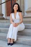 I loved it so much! I used for my graduation photos and it fits perfectly. - DÃ©bora F.