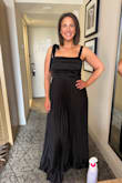 Such a comfy but stylish dress! Length was perfect. I'm 5'7 and had 3 in heels on. - STEPHANIE E.