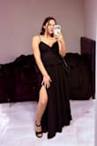 I'm in love with this dress. The quality of the fabric and the stitching is excellent, and you can tell a lot of care went into the details. On top of that, it's super comfortable to wear. 10/10! - FLORENCIA R.