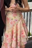 I'm usually between 4-6, but it fits me like a glove. Literal perfect fit on the waist, so I was worried abt how it would fit after dinner, but it was fine. I'm not usually a floral person, but it was perfect for the event and wasn't too overwhelmingly floral. Love it and will prob wear it again to a wedding or something. - JY L.