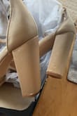 Very disappointed with this purchase. The shoes arrived damaged and clearly do not meet the quality I expected. Receiving a defective product is unacceptable, especially for a special occasion.
I would not recommend buying these shoes. Save your money and look elsewhere. - Laurence P.