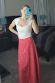 I really like this skirt. It fits well, and it's lightweight, but still good quality. I got it for an upcoming cruise. I also bought the same shirt that the model is wearing in the photo, and I think it's a great outfit! - Jenna C.