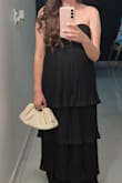 I LOVED THE DRESS AND FITS PERFECTLY. I AM 6 MONTHS PREGNANT AND IT LOOKS BEAUTIFUL. - Dulce