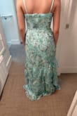 El vestido es mas hermoso de lo qye se ve en fotos, seve demasiado elegante y tiene muy buen precio - Lucia R.
