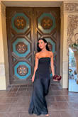 I got soooo many compliments on this dress! It's stunning. It is a little too long for me 5.5 but I solved the problem with those tapes for clothes, and it worked out great! Nice material. - Aline S.