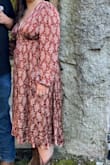 Perfect fall casual wedding guest dress!! Deep V, that I pinned slightly to close! So comfortable and loose fitting! Light weight and was great for this 65° day! - Hannah V.