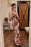 It looked perfect for an autumn wedding; the colours are beautiful, like a sunset. I felt gorgeous and sexy without showing too much. - Marcela P.