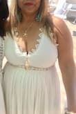 Had to get another color, it feels comfortable, I used it for an elegant beach gathering! - Leonarda A.