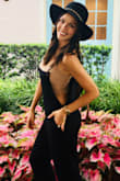 Perfect crop! I wore it with overalls and it went perfectly. - Janshaly R.