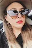 Not too heavy but good quality. Love them! - Jessica D.