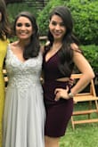 How nice, the color is beautiful. I used it for a friend's wedding and I received many compliments - Carmen P.