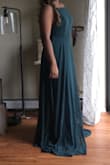 Dress was exactly as I expected from the fan photos and description. Arrived early. Quality is very good, it's heavy and doesn't feel flimsy. I will have to hem it but that's fine. Love it! - Lizz K.