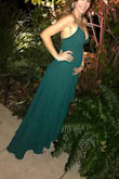 Purchase this dress for a wedding! Great Decision, it was very comfortable. I am 17 weeks pregnant and my mini bump felt great in it.
Totally recommend it. Beautiful green color! - Laura M.