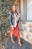 I bought this based on all the positive reviews. Love love love and it's super versatile. Can not wait to wear over and over again. Very flattering lose fit. I got the small, I was worried it'd be too small but it's perfect. - Heidi W.