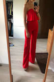 It fits perfectly. The fabric feels comfortable and you can move easily. It looks amazing <3! - Ana M.