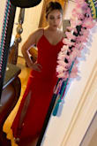 Very simple yet elegant. Wore it to a wedding and lots of compliments. - Michelle M.