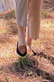 They fit very comfortably. Two tones make them go well with almost any outfit. - Jiyoung S.